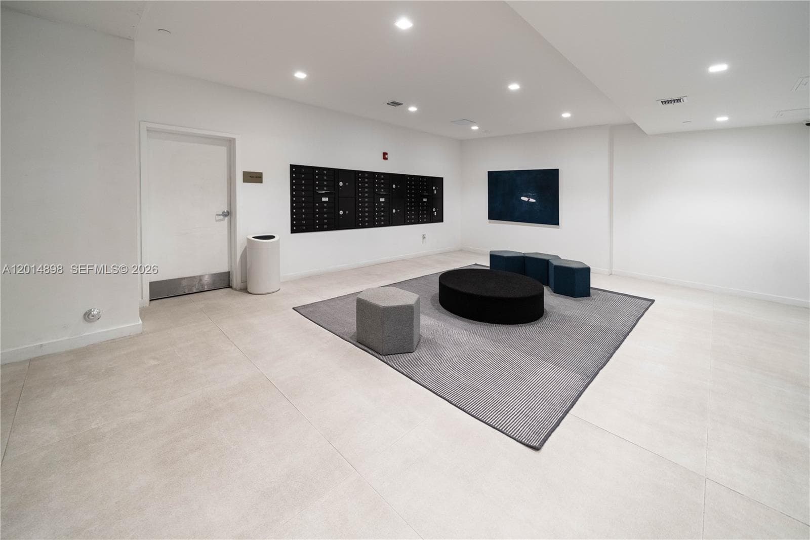 13800 Highland Dr, North Miami Beach FL 33181 — 36