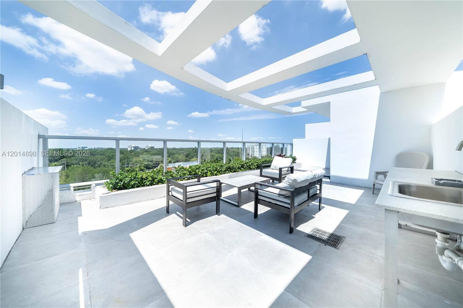 13800 Highland Dr, North Miami Beach FL 33181 — 28