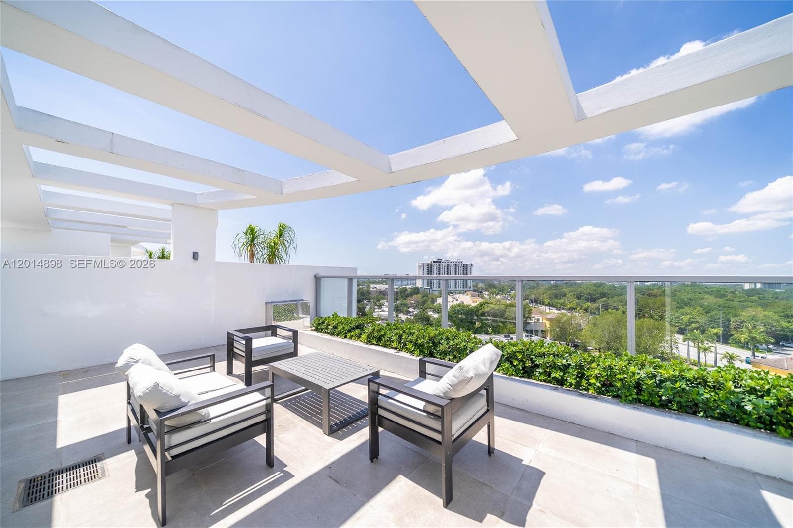 13800 Highland Dr, North Miami Beach FL 33181 — 31