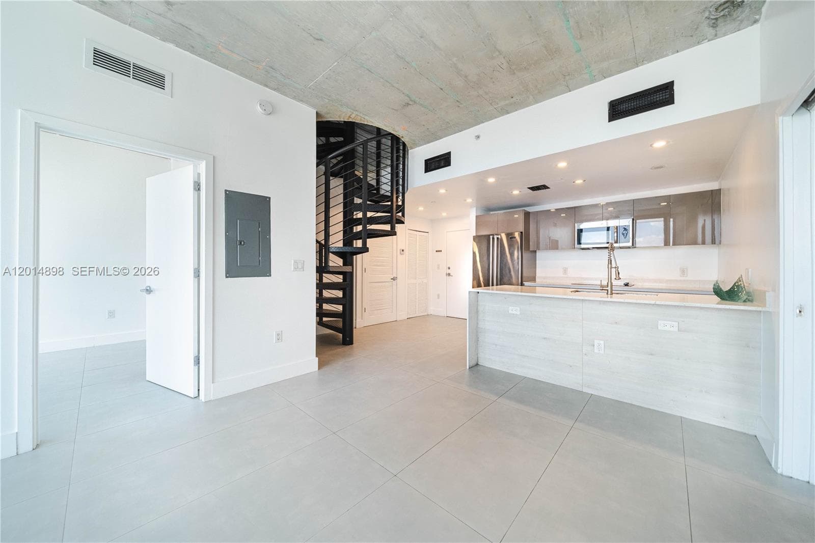 13800 Highland Dr, North Miami Beach FL 33181 — 8