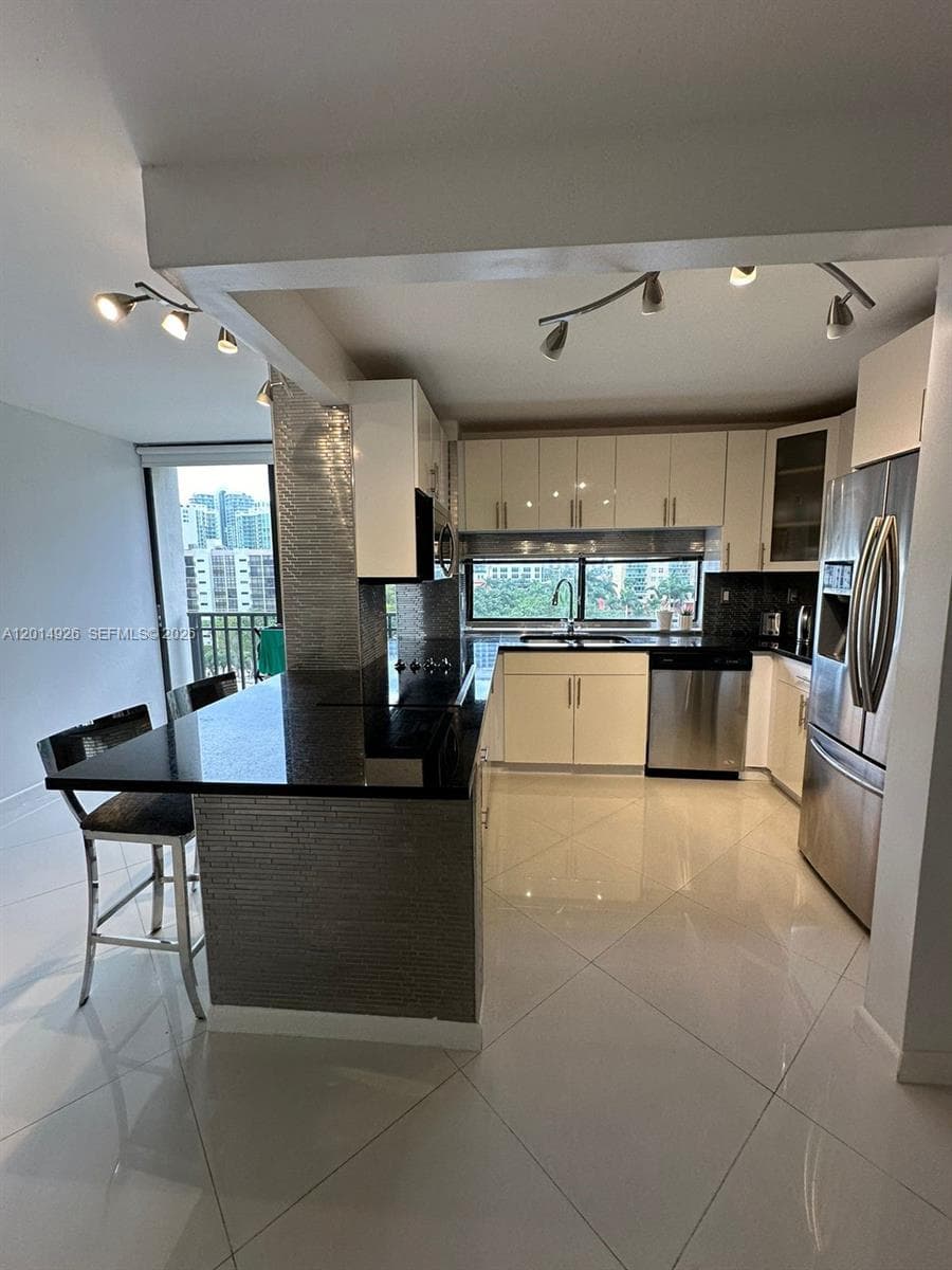 17021 N Bay Rd # 815, Sunny Isles Beach FL 33160 — 1