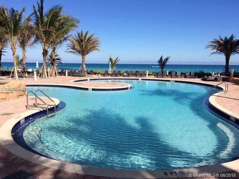 18201 Collins Ave # 1908, Sunny Isles Beach FL 33160 — 2