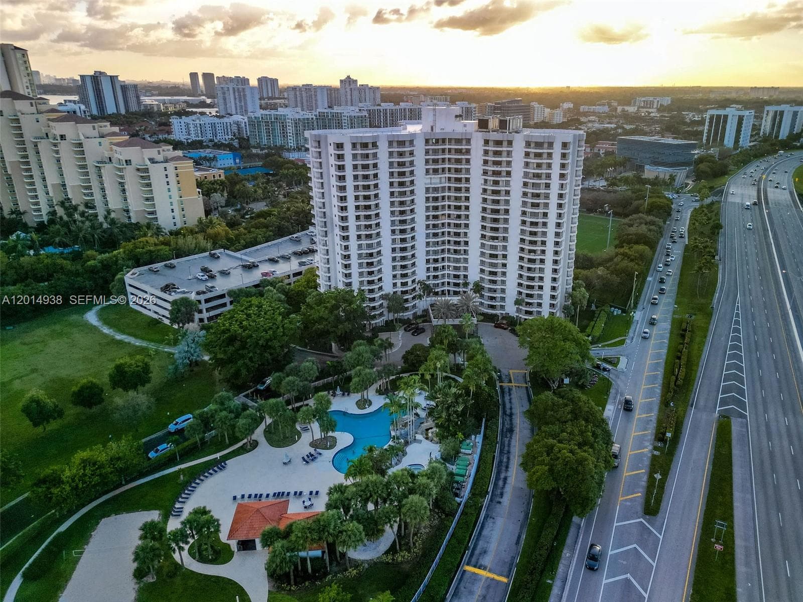 3300 NE 191st St # 1816, Aventura FL 33180 — 32