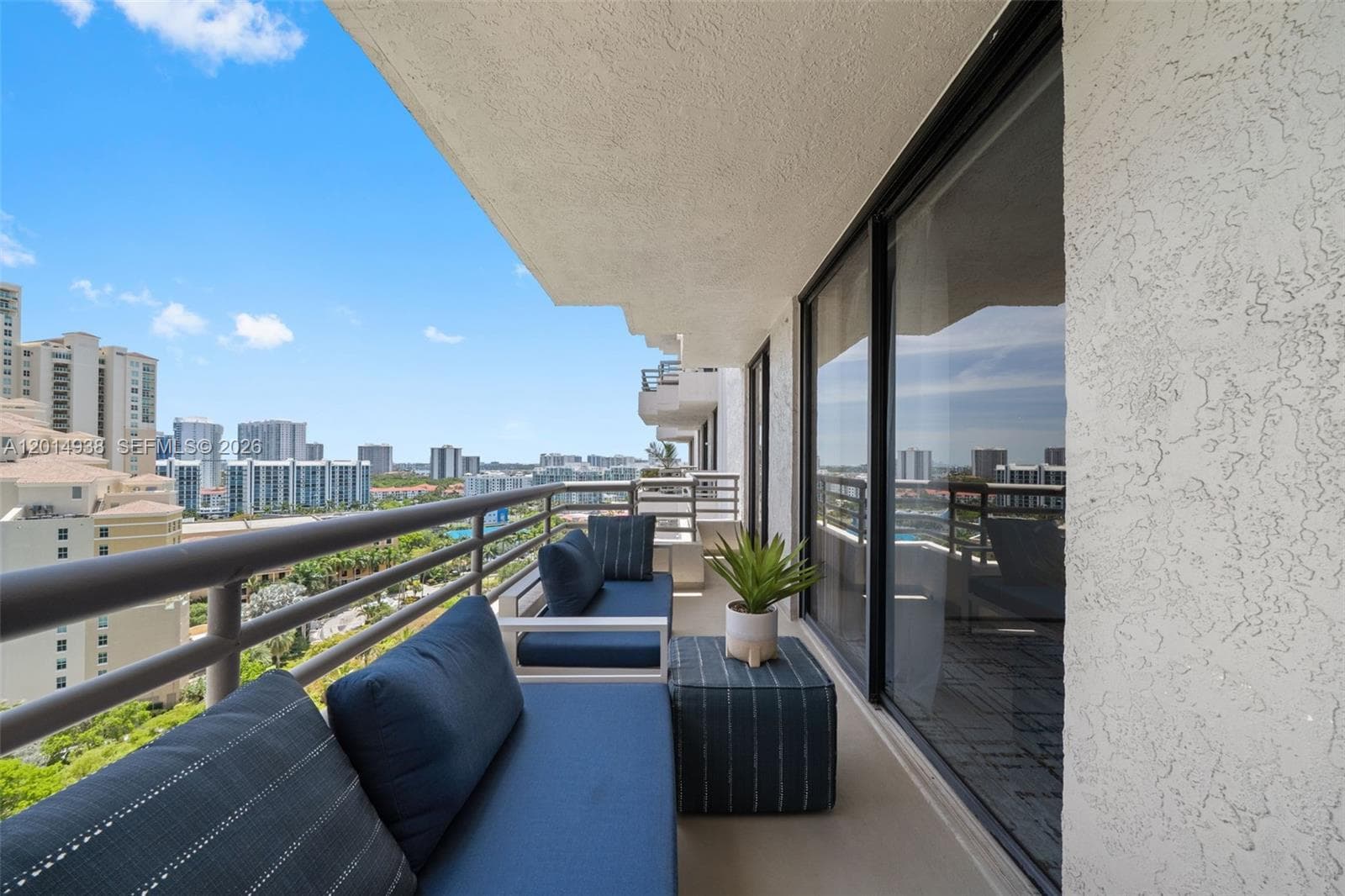 3300 NE 191st St # 1816, Aventura FL 33180 — 28