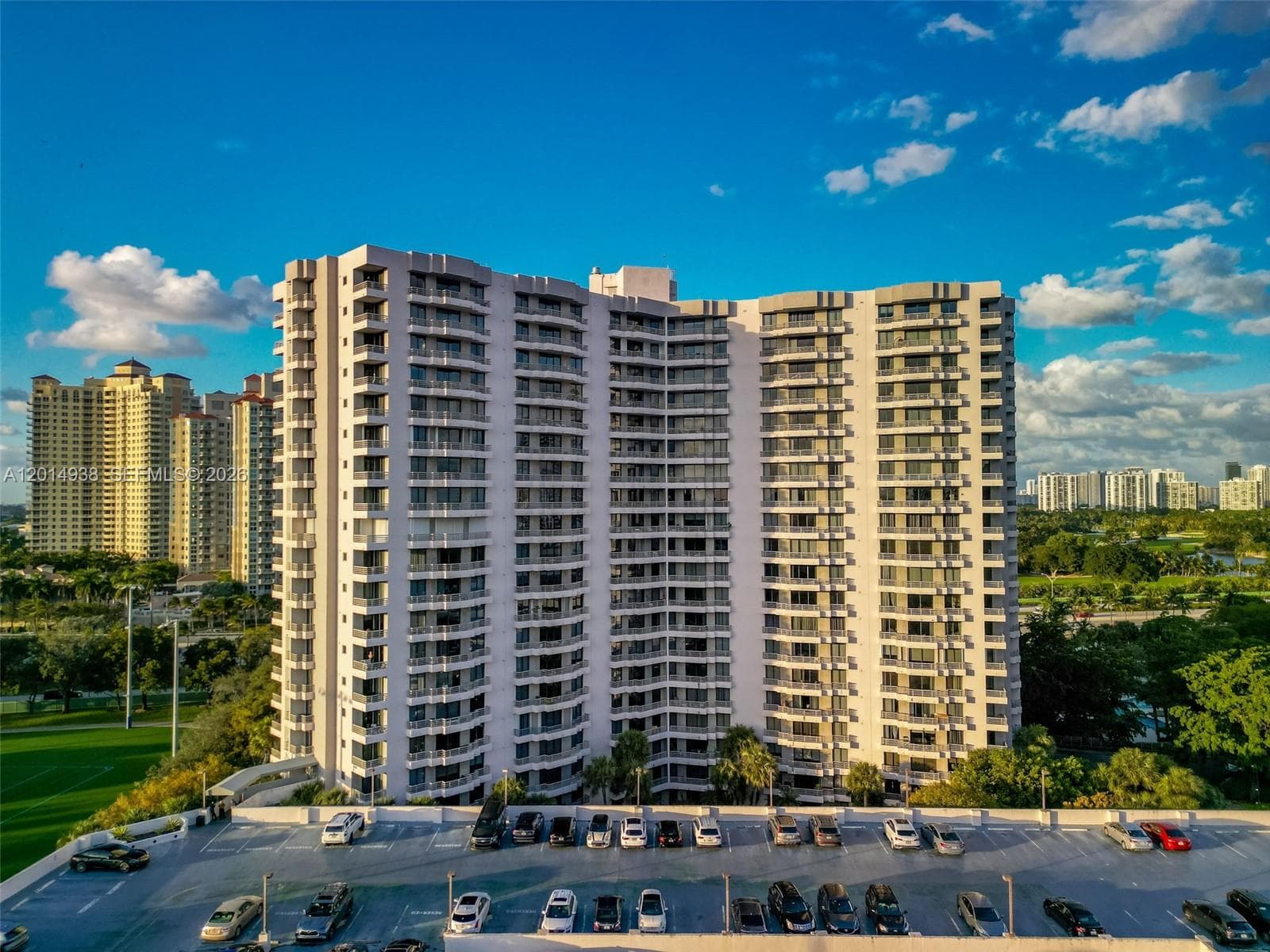 3300 NE 191st St # 1816, Aventura FL 33180 — 34