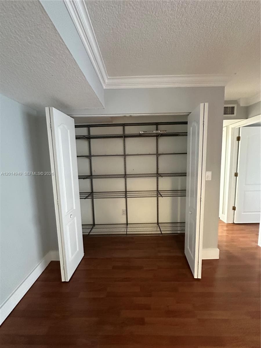 911 E Ponce De Leon Blvd # 504, Coral Gables FL 33134 — 16