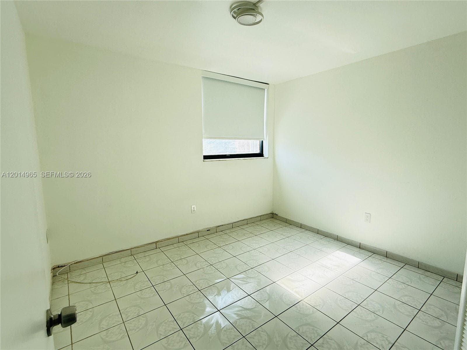 9440 W Flagler St # 305, Miami FL 33174 — 16