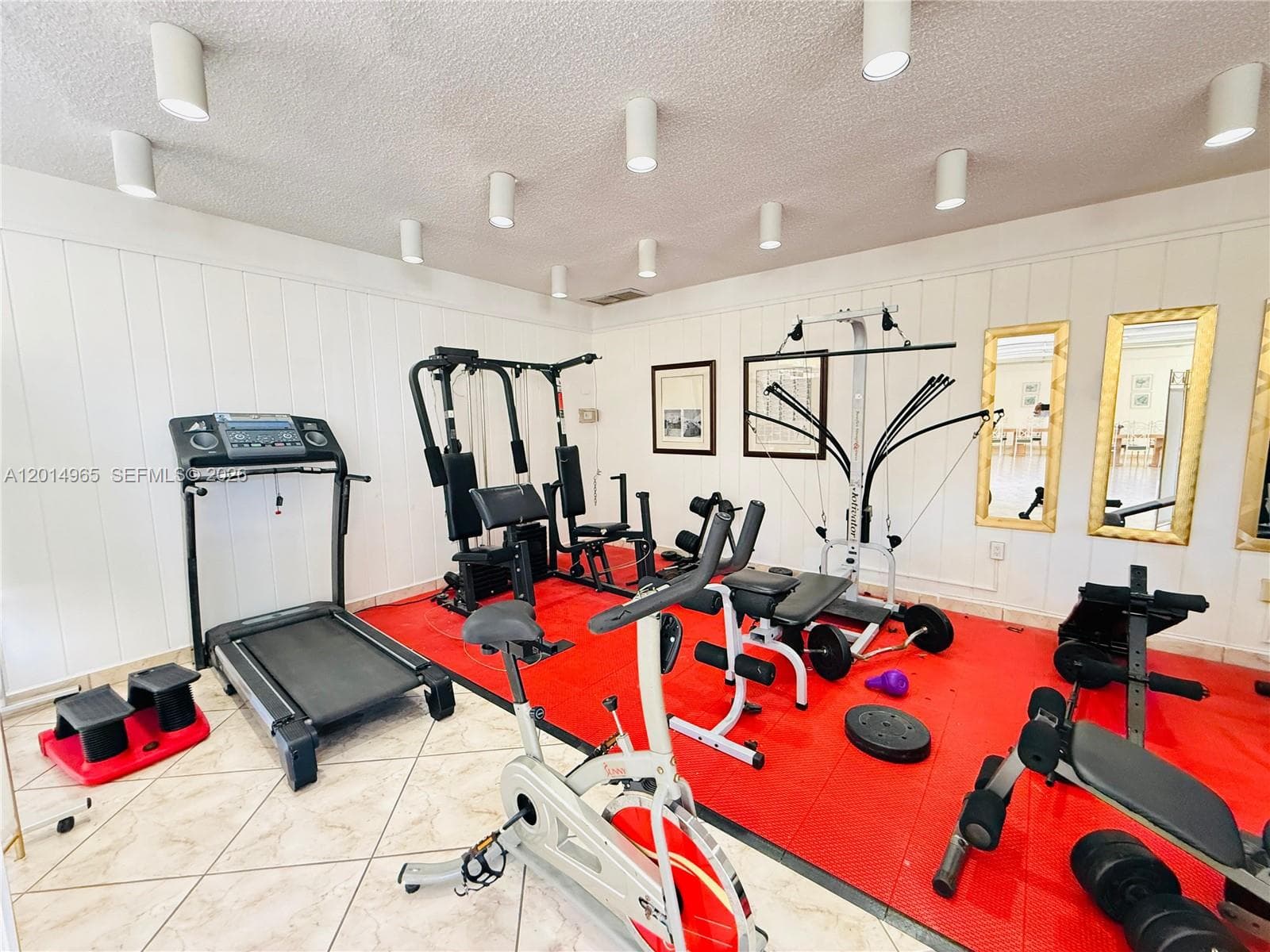 9440 W Flagler St # 305, Miami FL 33174 — 22