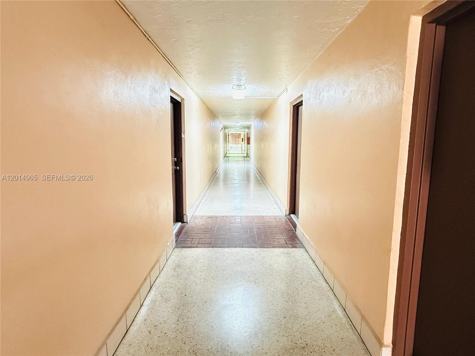 9440 W Flagler St # 305, Miami FL 33174 — 20