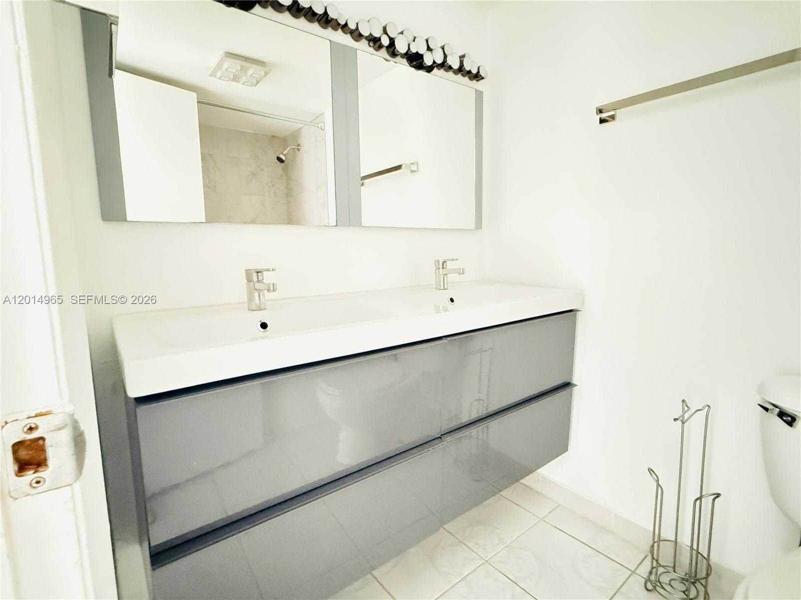 9440 W Flagler St # 305, Miami FL 33174 — 15