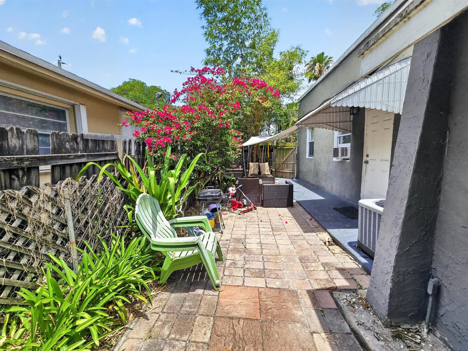 2438 NE 184th Street, North Miami Beach FL 33160 — 10