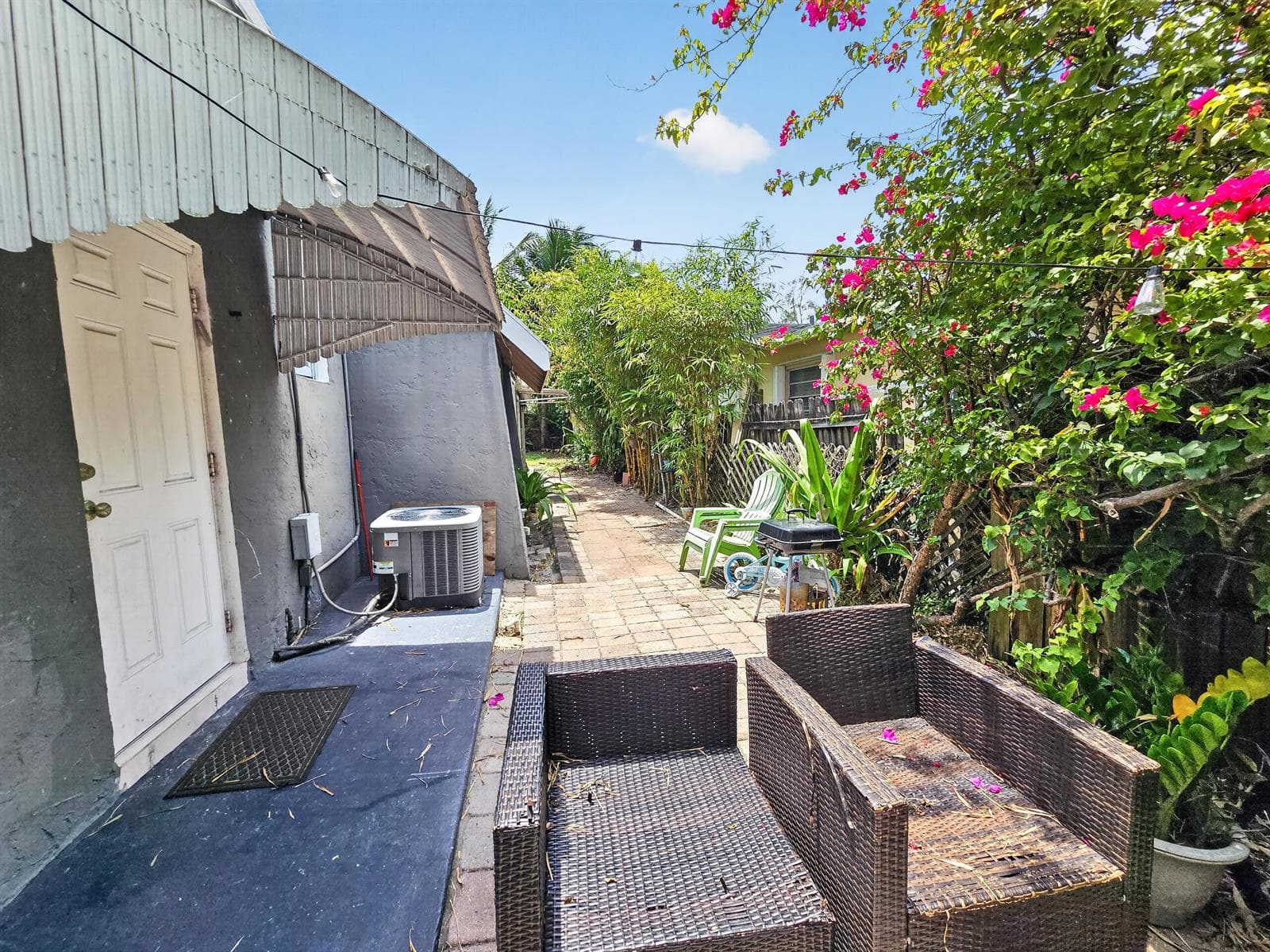 2438 NE 184th Street, North Miami Beach FL 33160 — 11