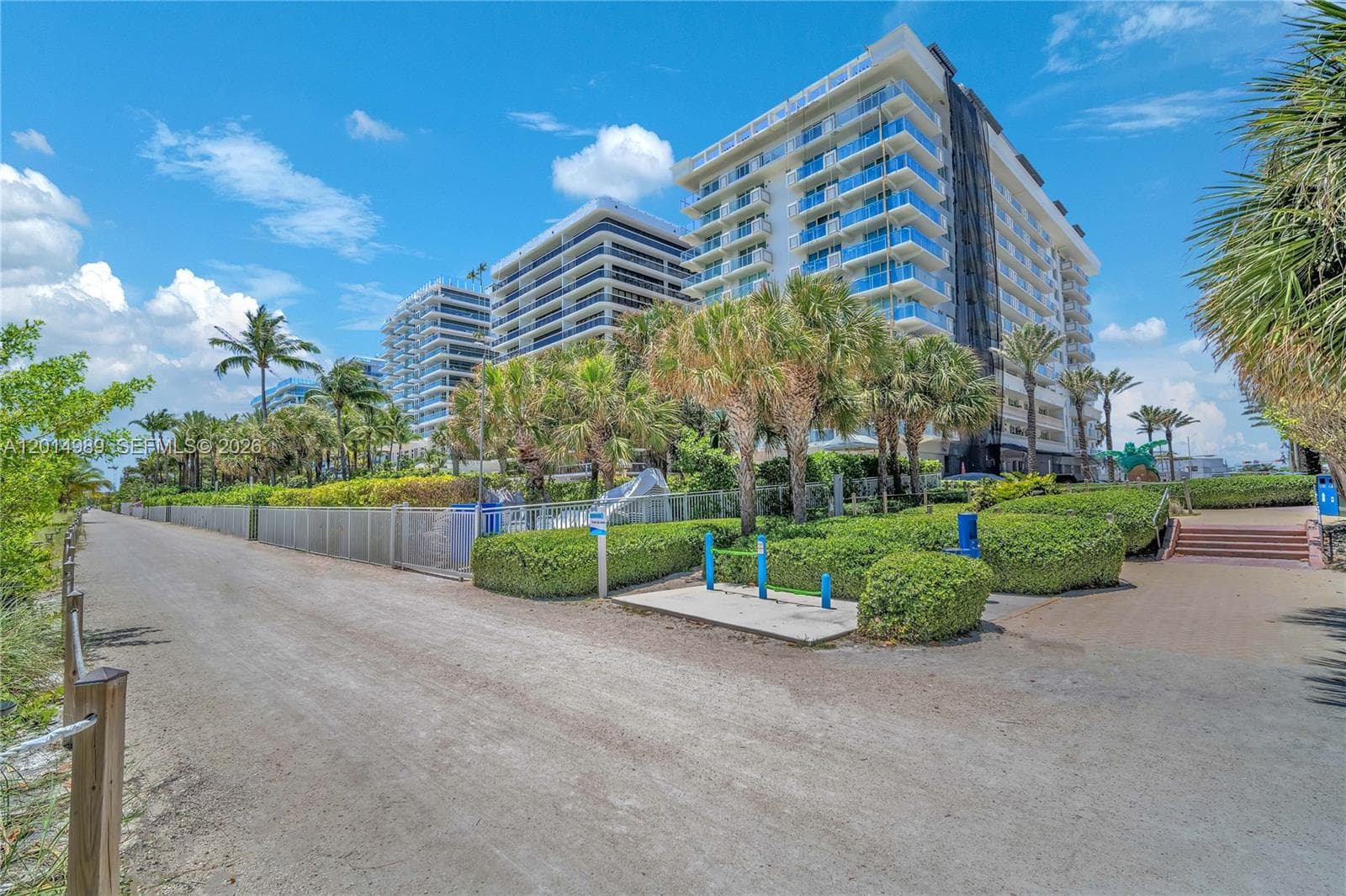 9499 Collins Ave # 1009, Surfside FL 33154 — 42