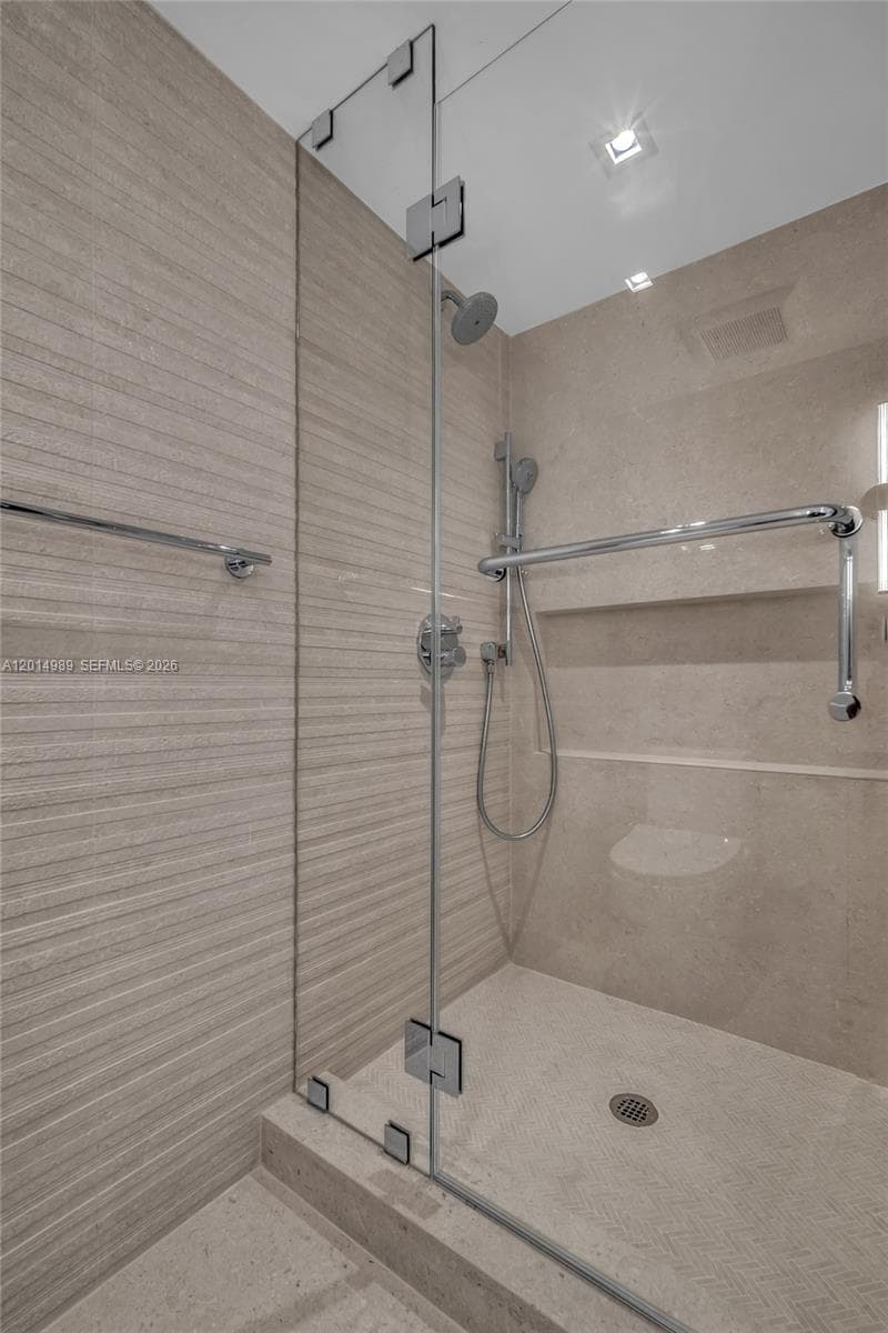 9499 Collins Ave # 1009, Surfside FL 33154 — 33