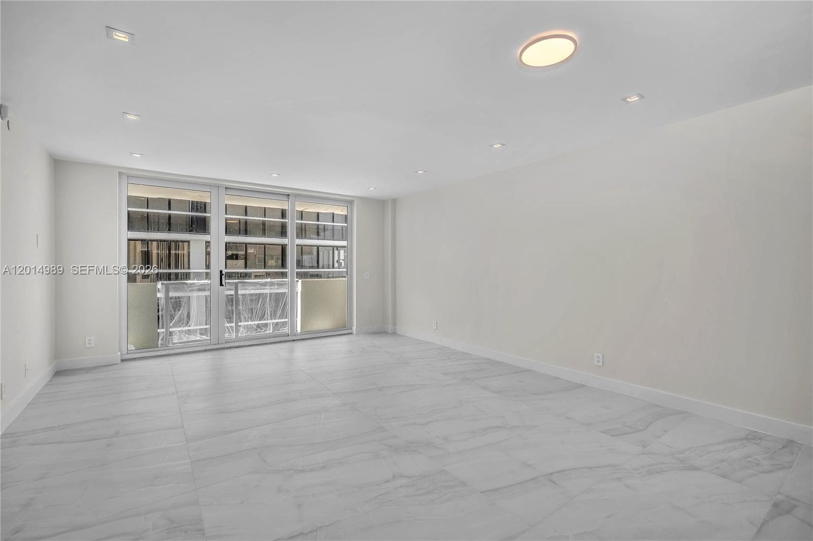 9499 Collins Ave # 1009, Surfside FL 33154 — 21