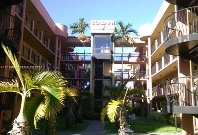 5490 W 21st Ct # 313, Hialeah FL 33016 — 6