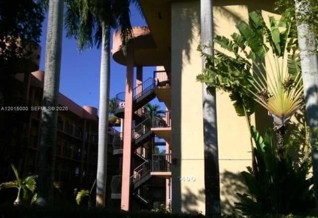 5490 W 21st Ct # 313, Hialeah FL 33016 — 7