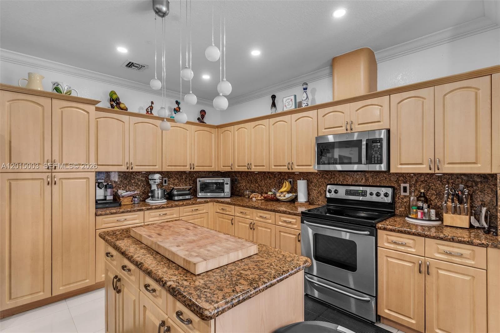 15395 SW 23rd St, Miami FL 33185 — 13