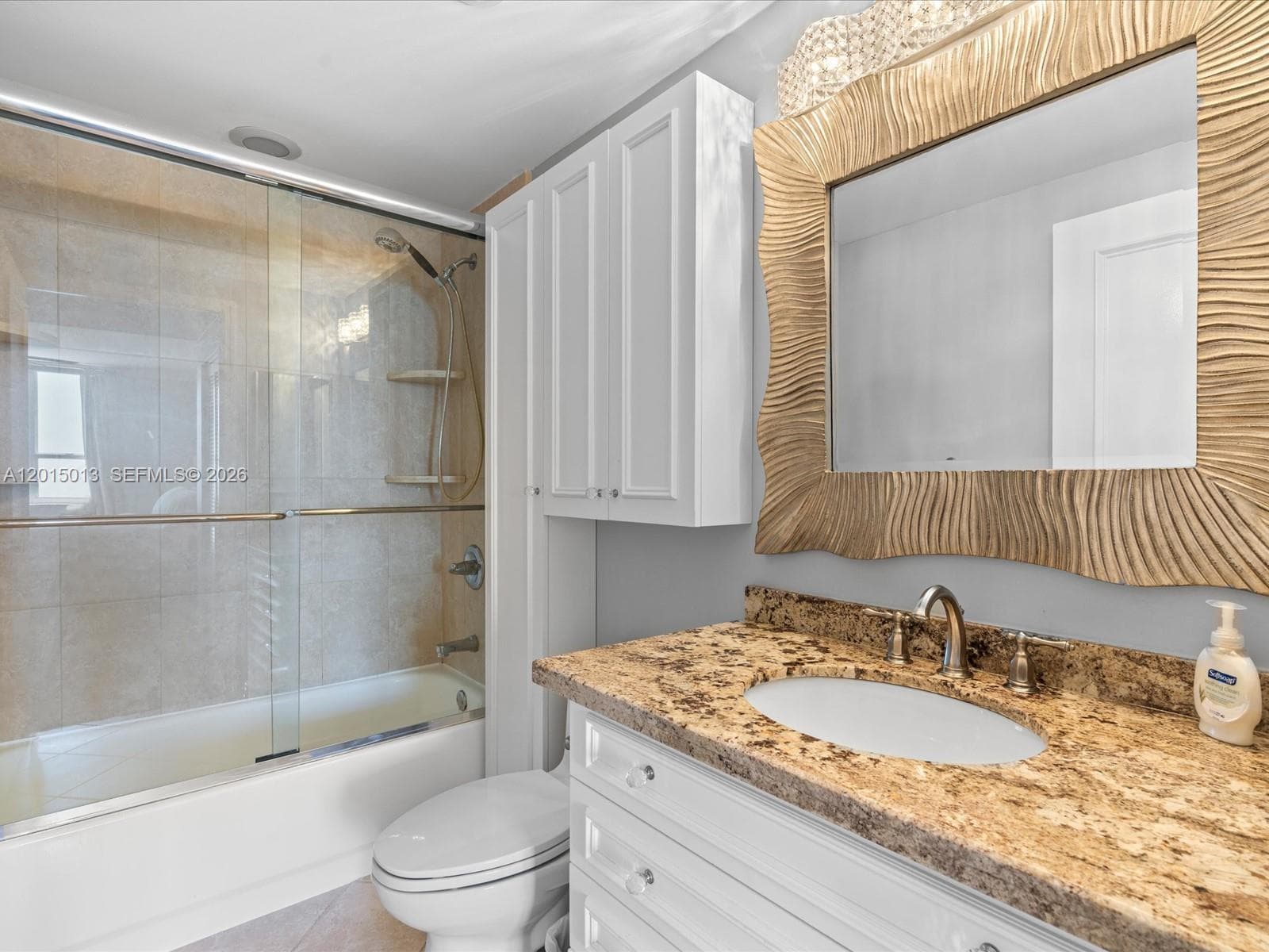 701 Brickell Key Blvd # 2511, Miami FL 33131 — 17