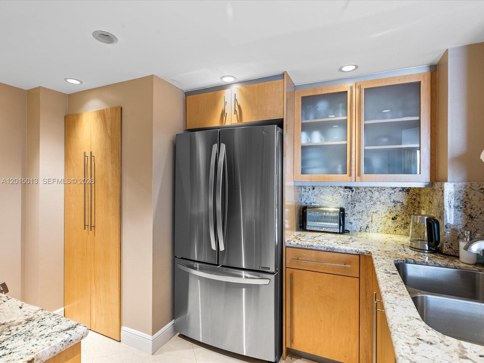 701 Brickell Key Blvd # 2511, Miami FL 33131 — 10