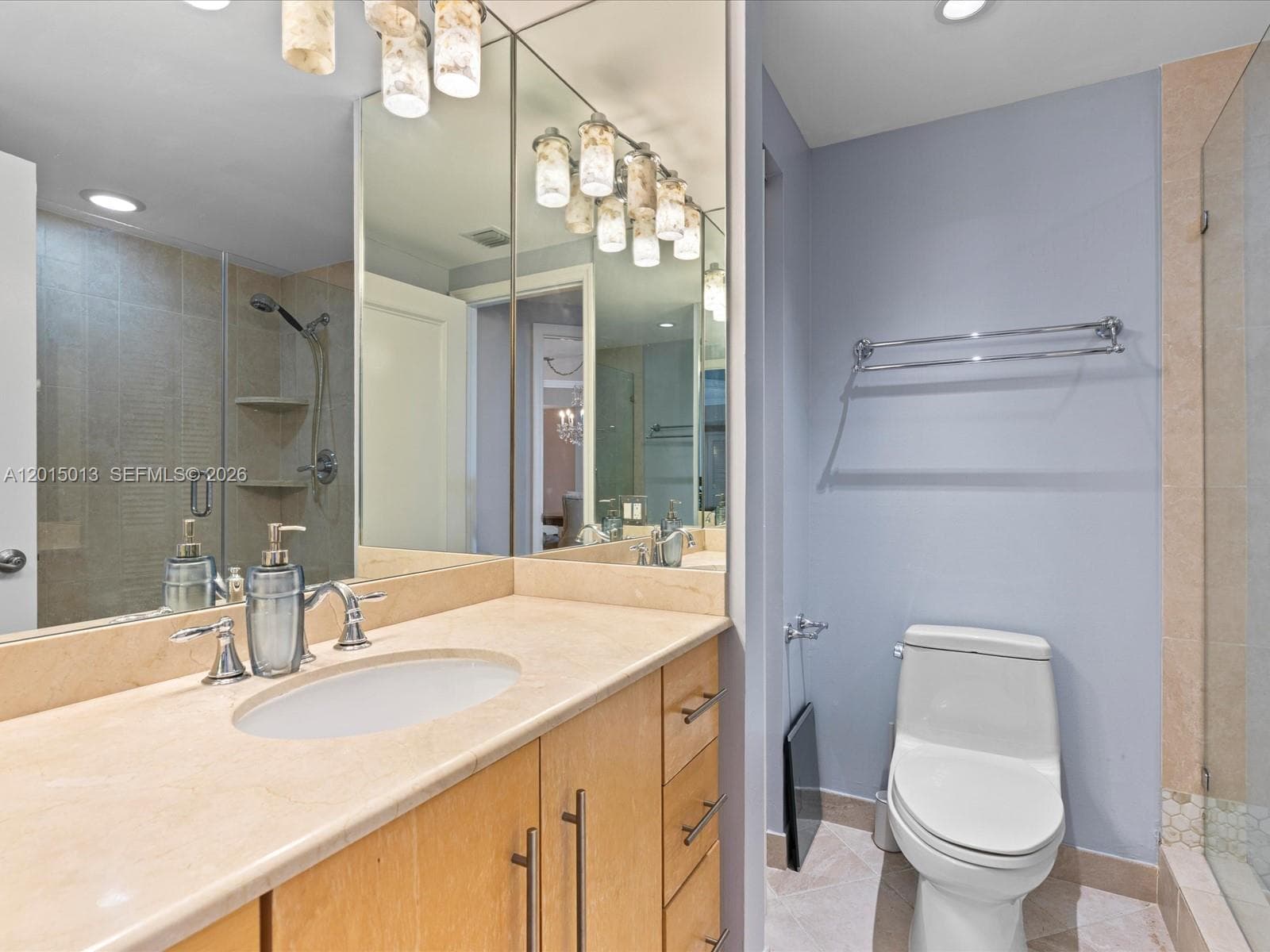 701 Brickell Key Blvd # 2511, Miami FL 33131 — 21
