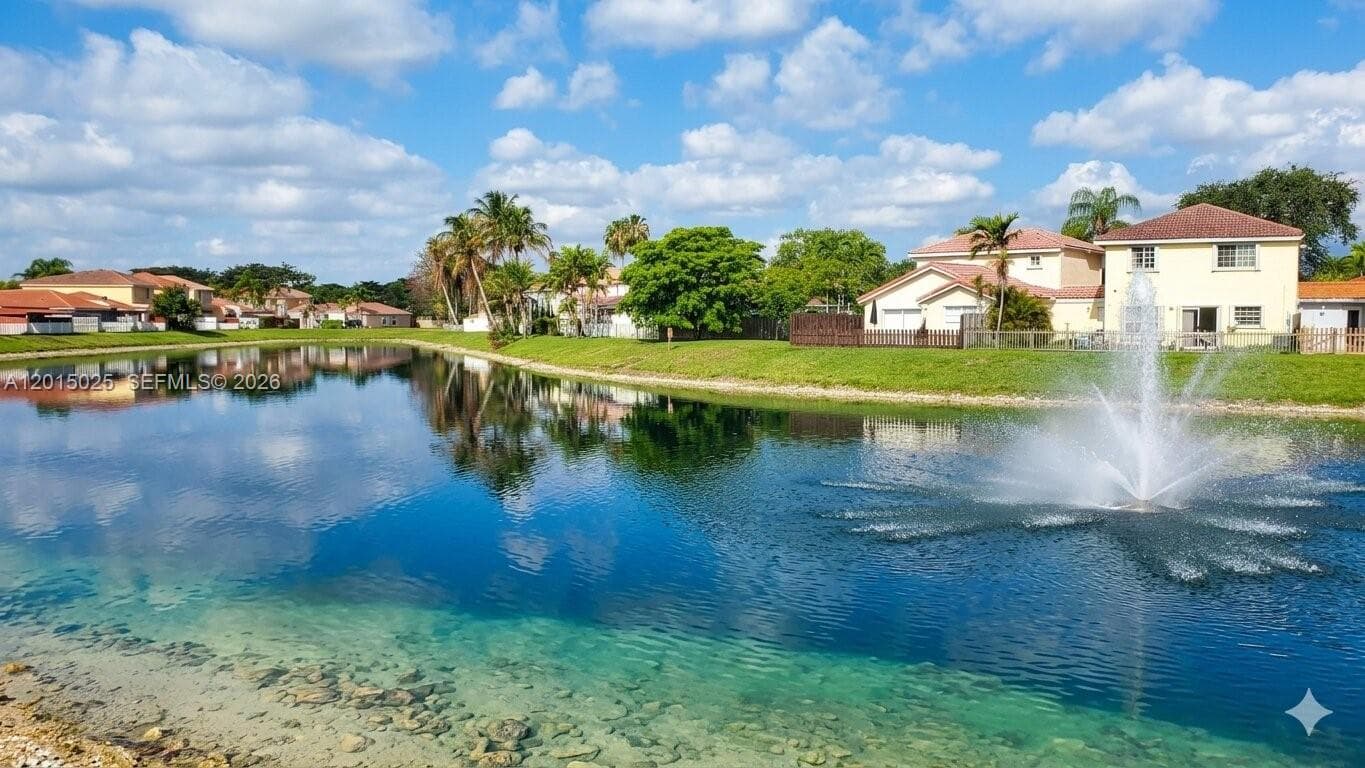 10273 SW 162nd Ct, Miami FL 33196 — 32