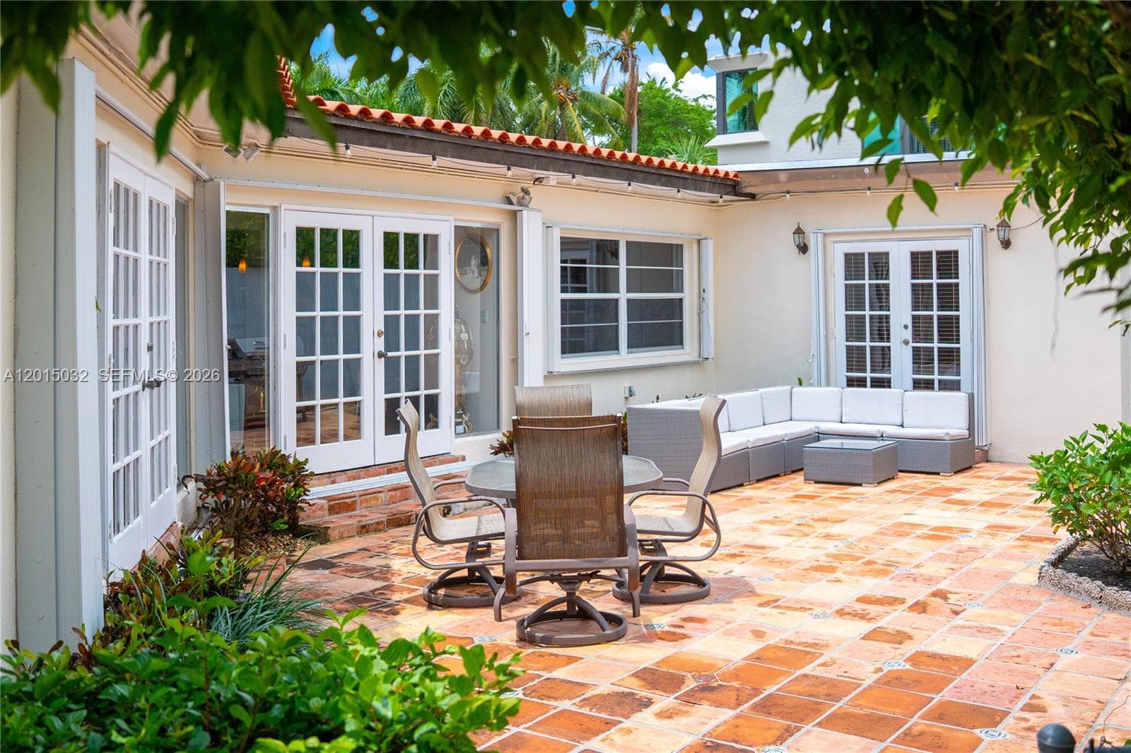 363 S Hibiscus Dr, Miami Beach FL 33139 — 26