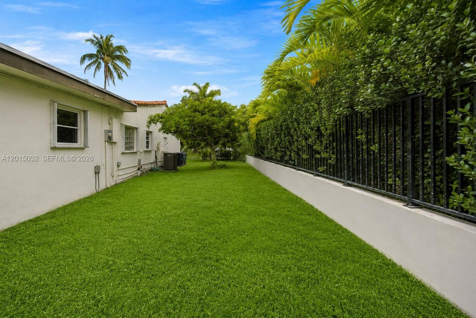 363 S Hibiscus Dr, Miami Beach FL 33139 — 22