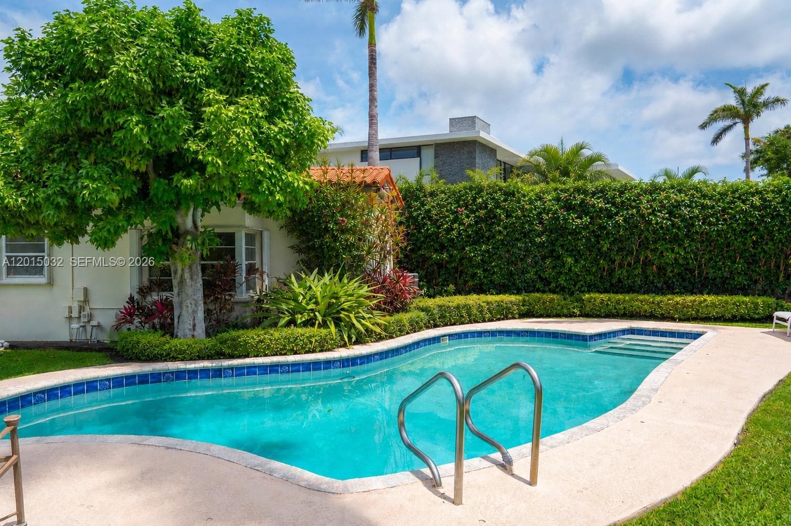 363 S Hibiscus Dr, Miami Beach FL 33139 — 7
