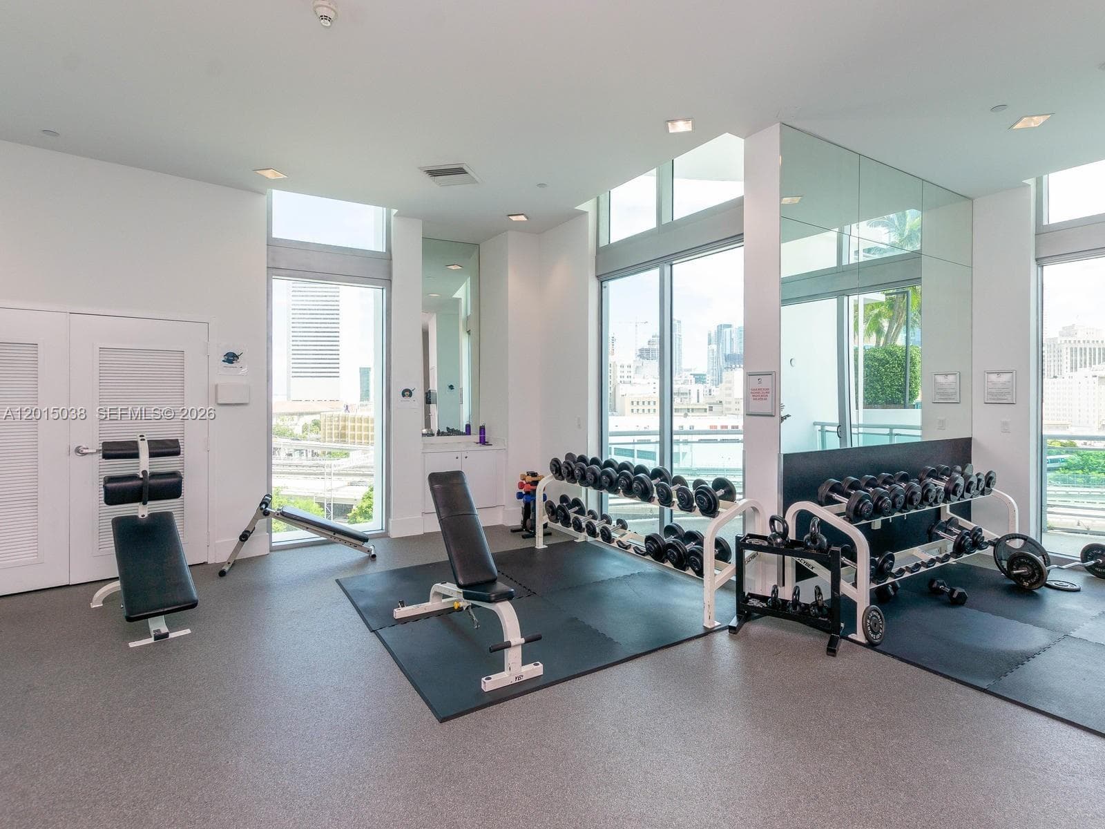 350 S Miami Ave # 2713, Miami FL 33130 — 52