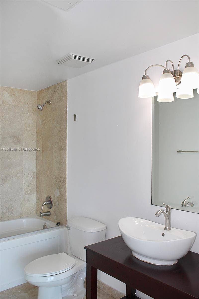 350 S Miami Ave # 2713, Miami FL 33130 — 20