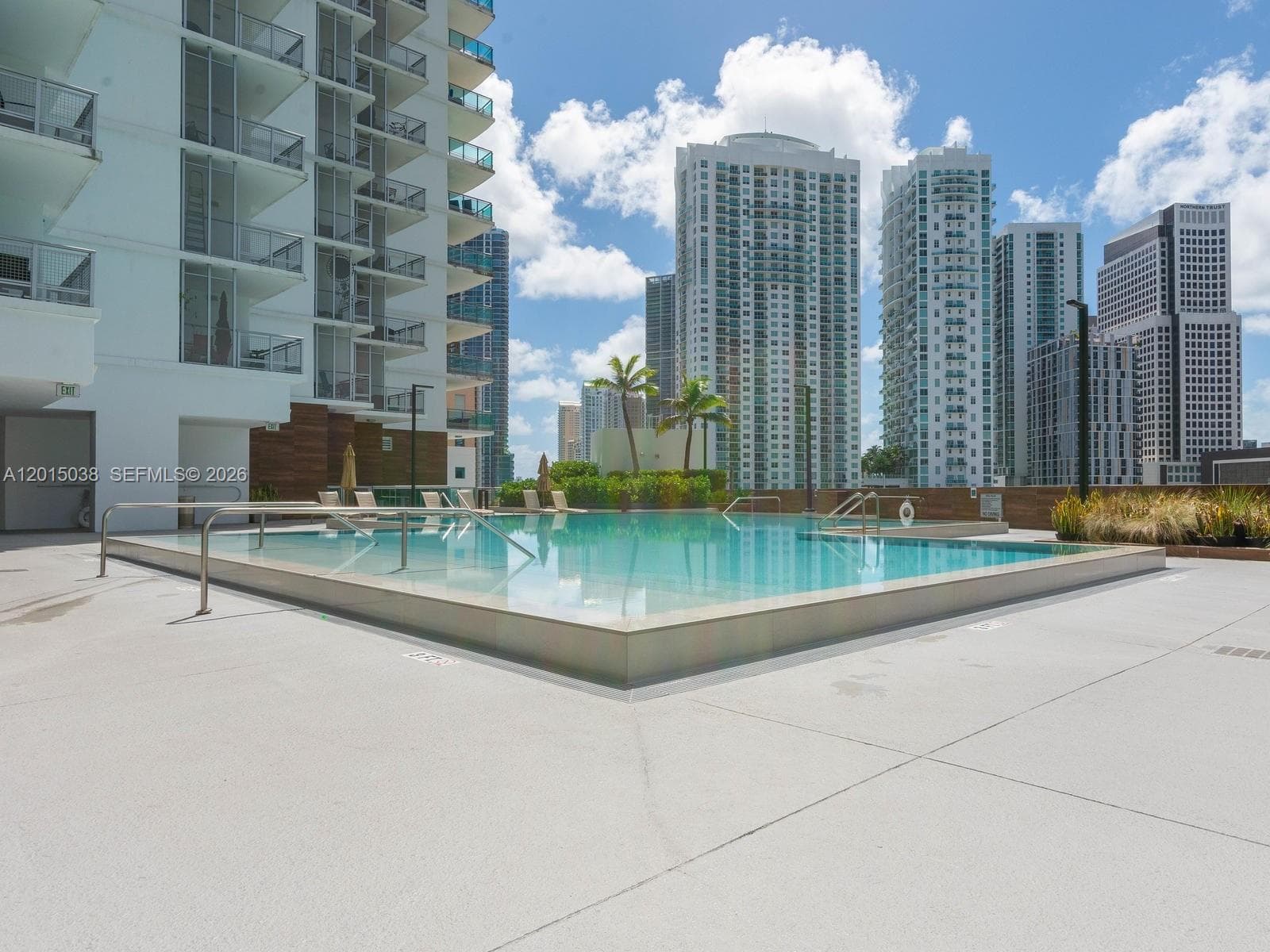 350 S Miami Ave # 2713, Miami FL 33130 — 48