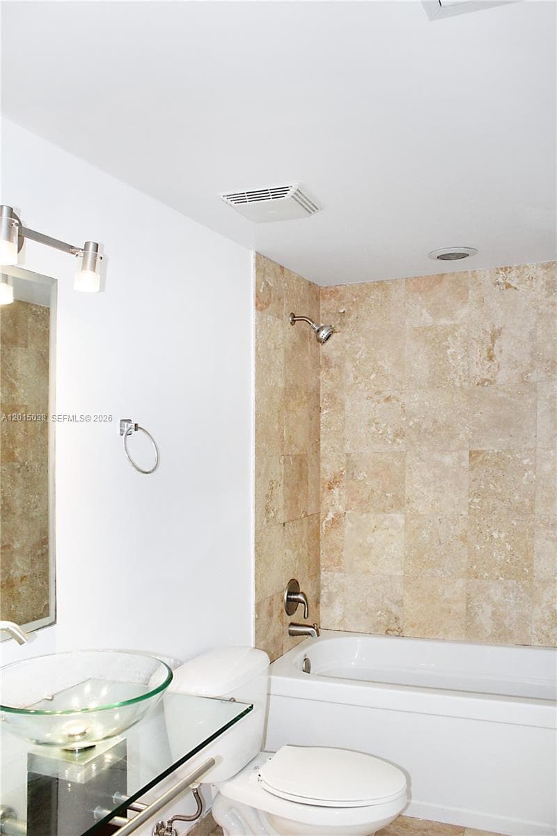 350 S Miami Ave # 2713, Miami FL 33130 — 11