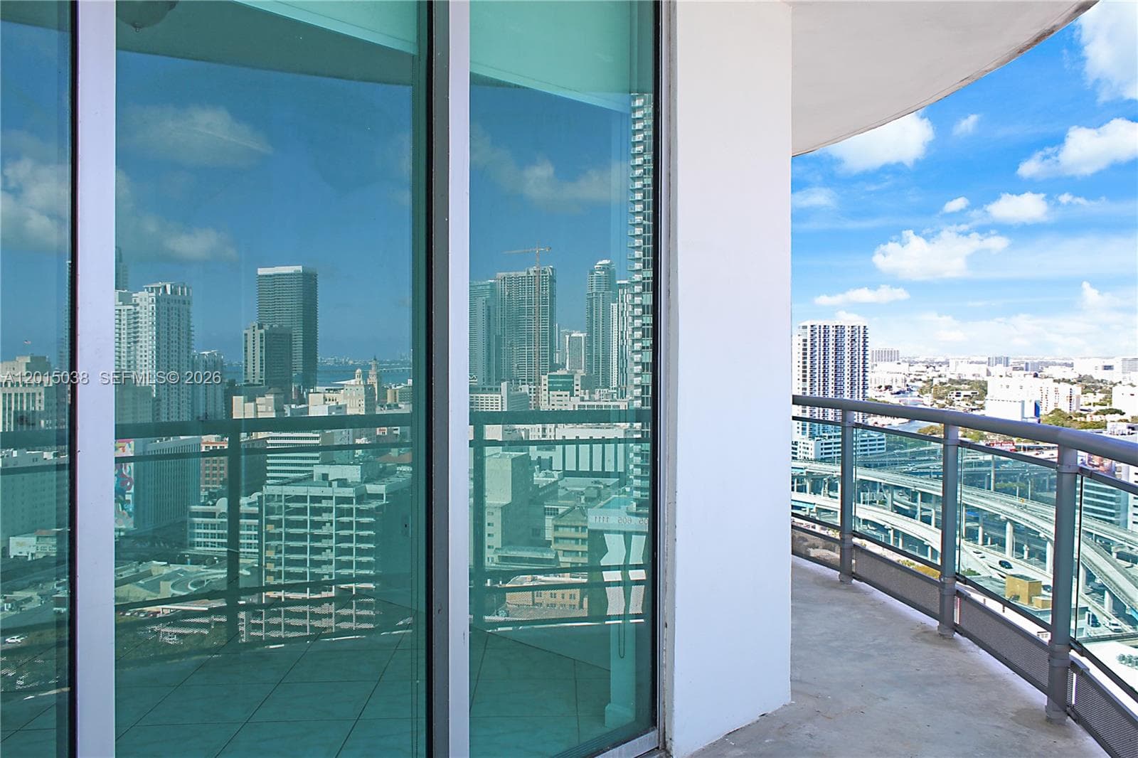 350 S Miami Ave # 2713, Miami FL 33130 — 40