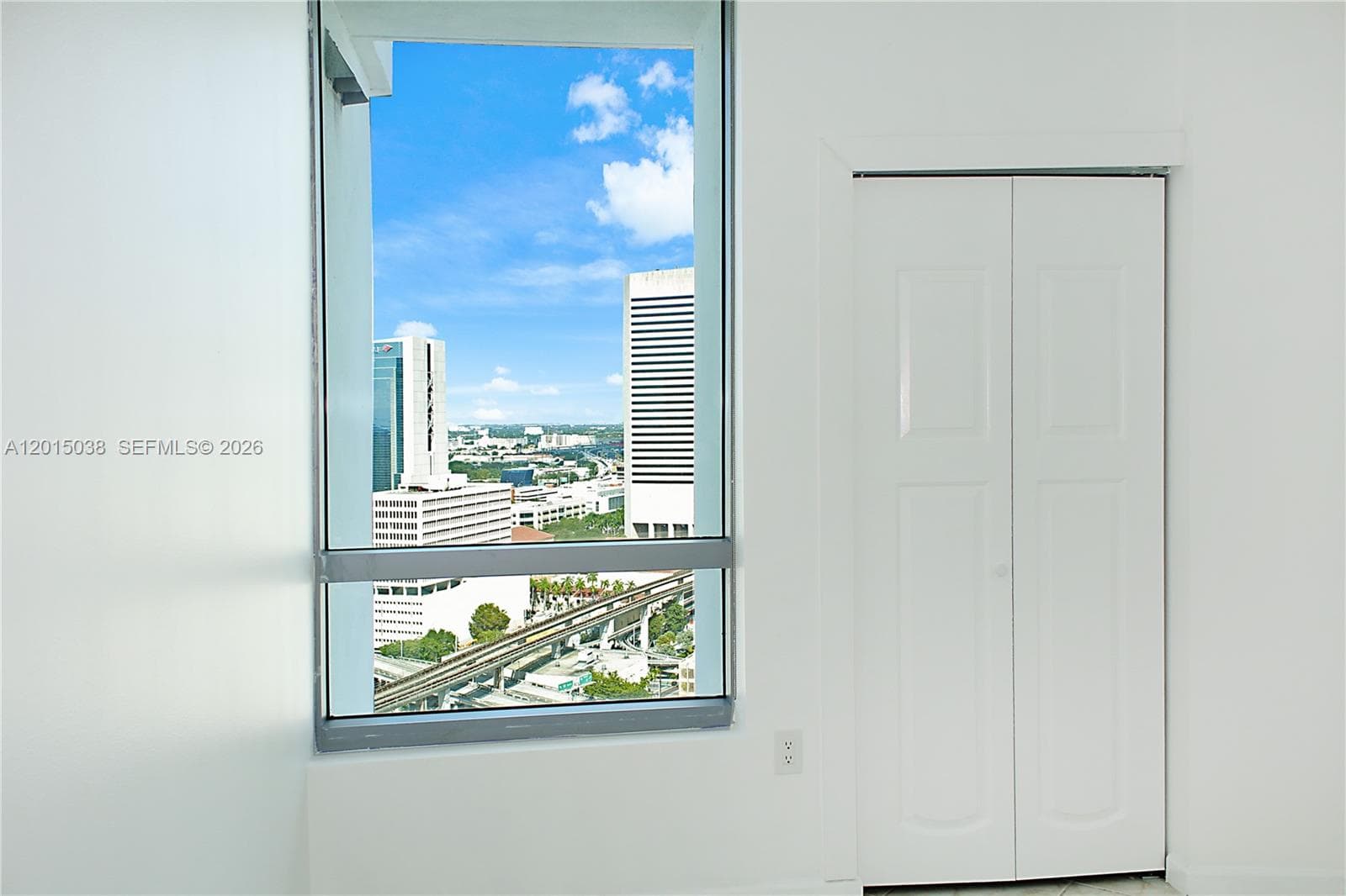 350 S Miami Ave # 2713, Miami FL 33130 — 31
