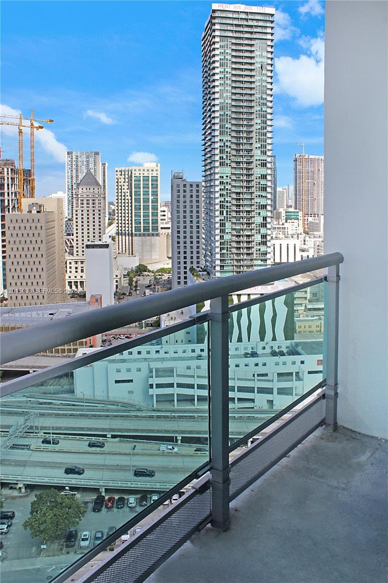 350 S Miami Ave # 2713, Miami FL 33130 — 21