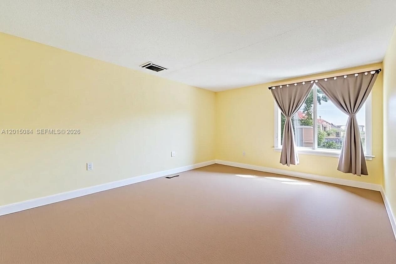 606 NW 107th Ave # 9B, Miami FL 33172 — 19