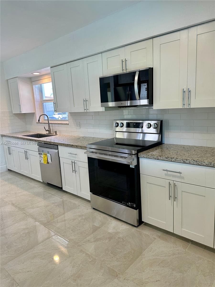 1811 SW 83rd Ave, Miami FL 33155 — 6
