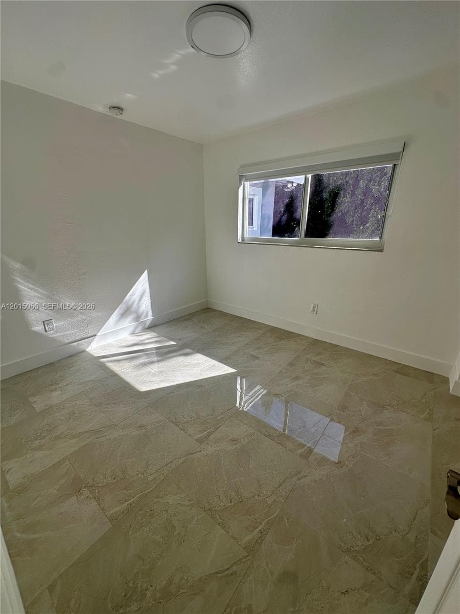 1811 SW 83rd Ave, Miami FL 33155 — 17