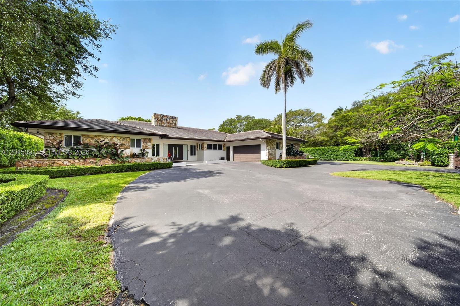 6650 SW 112th St, Pinecrest FL 33156 — 3