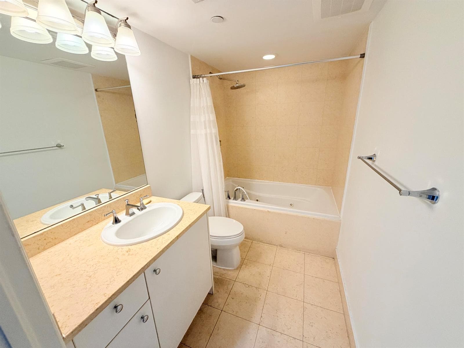19900 E Country Club Drive # 210, Aventura FL 33180 — 13