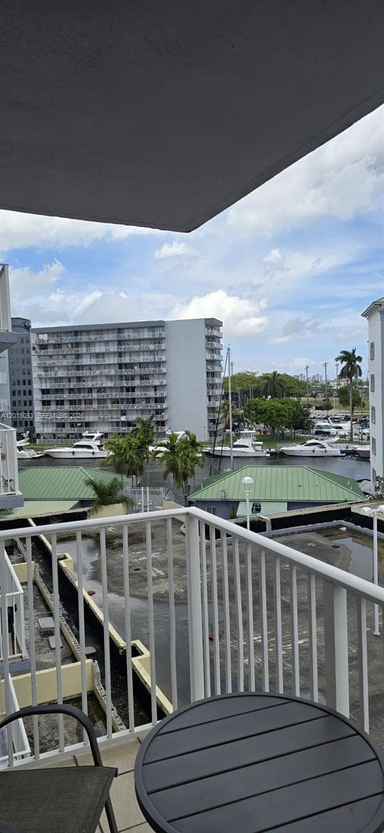 2475 NW 16th St Rd # 504, Miami FL 33125 — 16