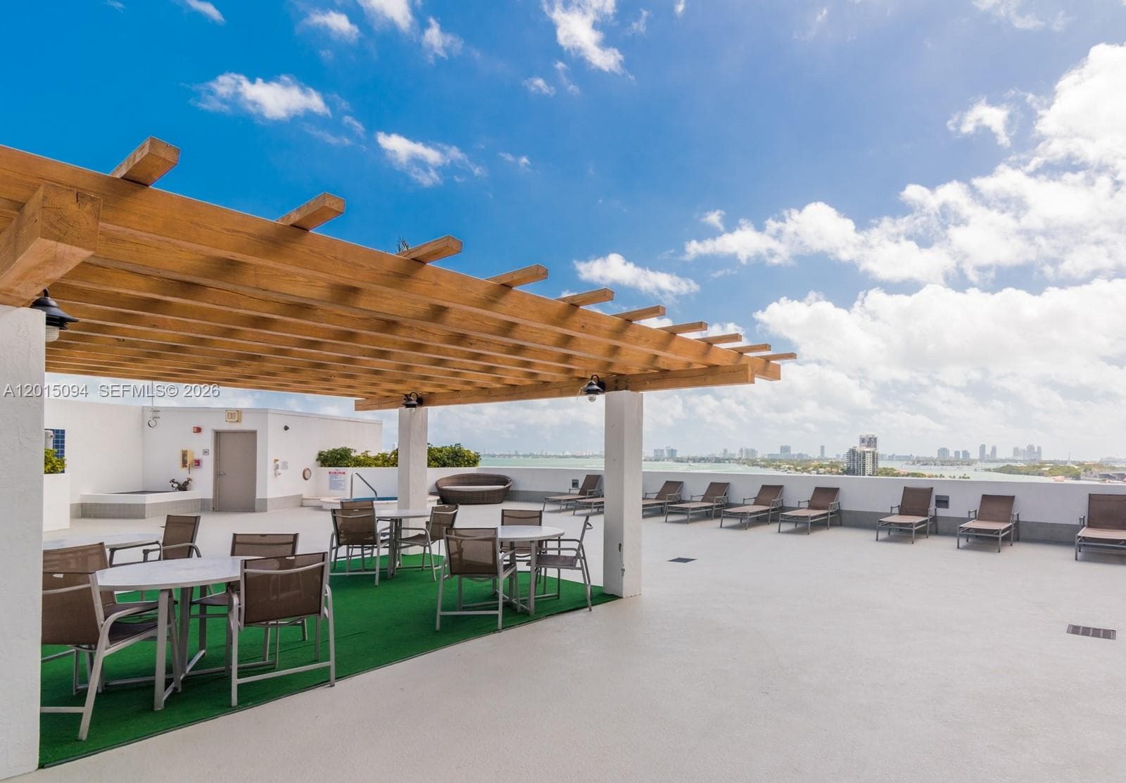 1750 N Bayshore Dr # 3111, Miami FL 33132 — 16