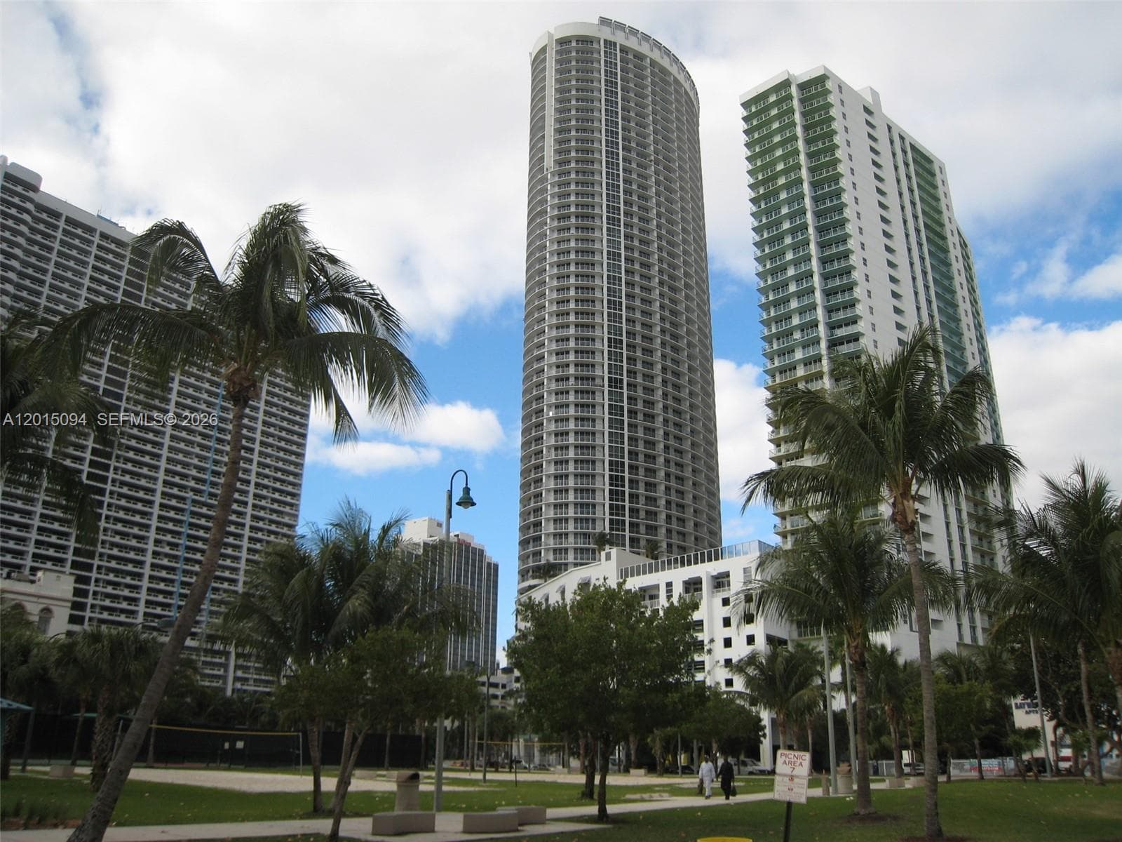 1750 N Bayshore Dr # 3111, Miami FL 33132 — 14