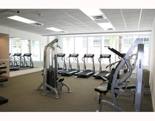 1750 N Bayshore Dr # 3111, Miami FL 33132 — 21