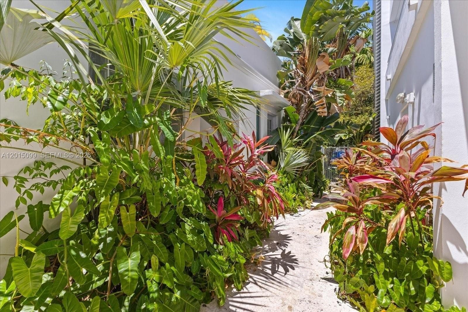 421 Meridian Ave # 19, Miami Beach FL 33139 — 12