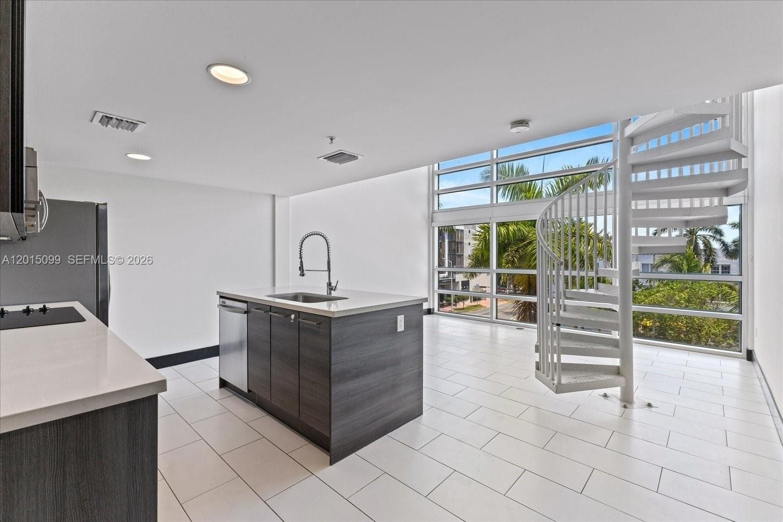 421 Meridian Ave # 19, Miami Beach FL 33139 — 15