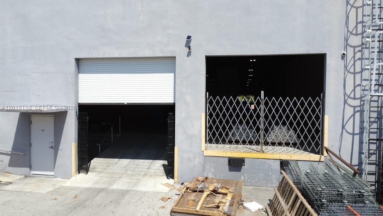 2290 W 8th Ave, Hialeah FL 33010 — 1