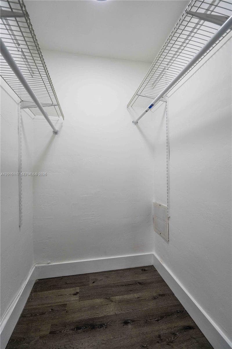 1940 Biarritz Dr # 24, Miami Beach FL 33141 — 6