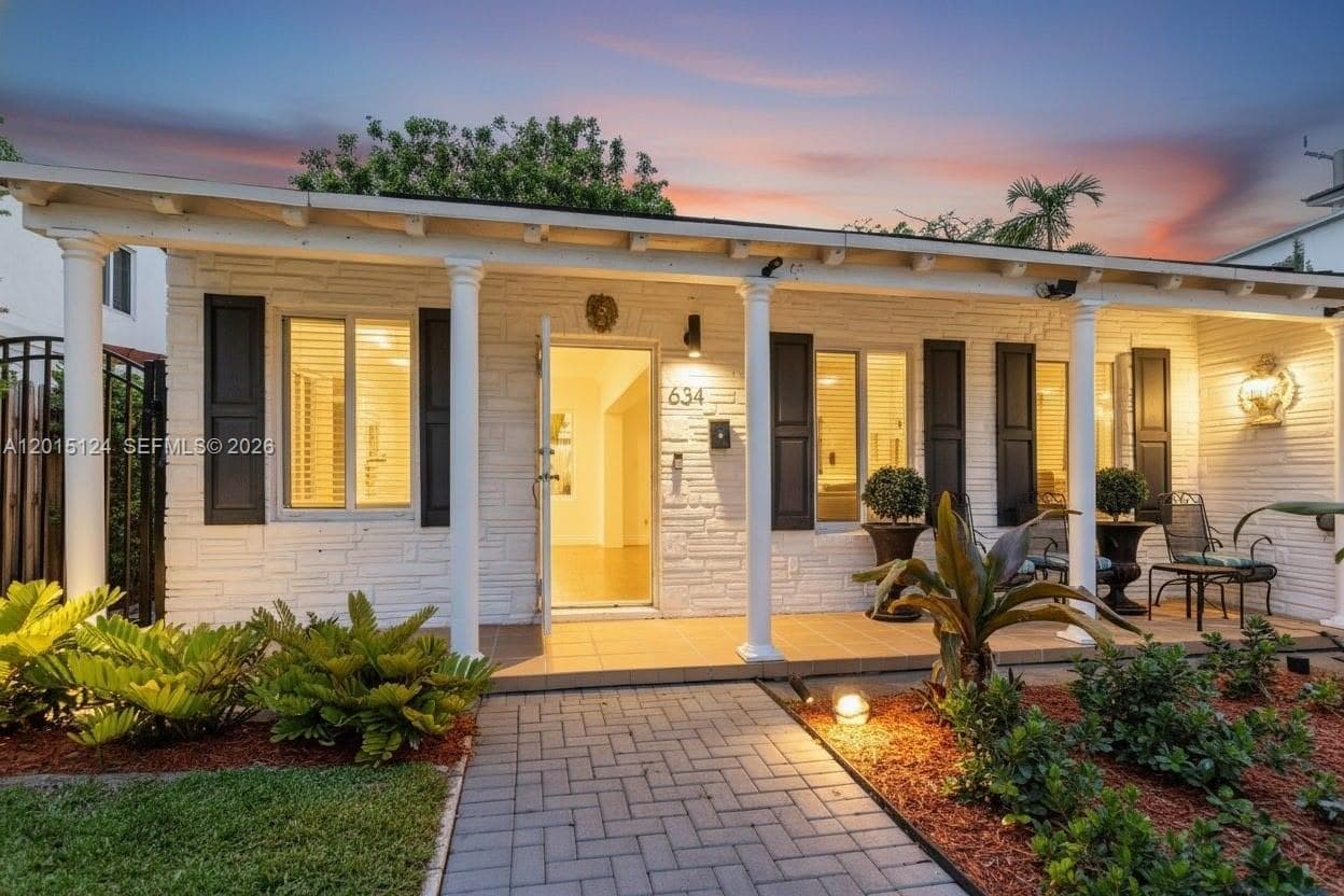 634 NE 72nd Ter, Miami FL 33138 — 6